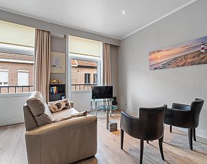 Vacation home Ijzerstraat - 52 in Blankenberge, Belgian coast, with modern facade and central location for a relaxing stay.