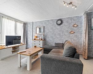 Gemtliches Wohnzimmer des Ferienhauses Costa Brava - GLV in Blankenberge, belgische Kste. Gemtliche Sitzecke mit modernen Mbeln.