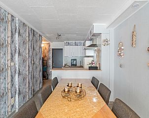 Gemtliches Esszimmer in Costa Brava - GLV-Ferienhaus, Blankenberge, belgische Kste, mit moderner Kche und stimmungsvoller Dekoration.