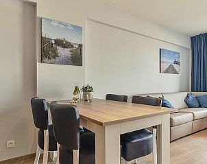 Gezellige binnenruimte van Suite met zeezicht | 4p in Blankenberge, Belgische kust. Comfortabel vakantiehuis met moderne inrichting.