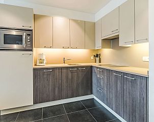 Modern kitchen in Apartment Res. Albatros 301, Bredene, Belgian coast. Fully equipped for a comfortable stay by the sea.