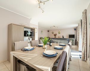 Gemtliches Esszimmer im Ferienhaus Vissershuisje 9/18, Bredene, Belgische Kste. Gemtlicher Raum fr einen entspannten Aufenthalt.