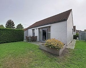 Guest house 1140105 - Holiday property Belgian Coast - Vakantiehuis Edelweiss with parking