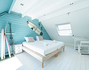 Guest house 1140110 - Holiday property Belgian Coast - Vakantiehuis Villa Rosetree with sauna and pool table