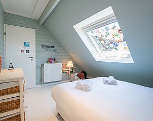 Guest house 1140110 - Holiday property Belgian Coast - Vakantiehuis Villa Rosetree with sauna and pool table