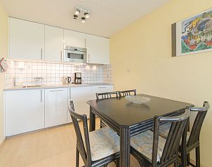 Guest house 1140116 - Apartment Belgian Coast - Appartement Maya - Parking and distant view